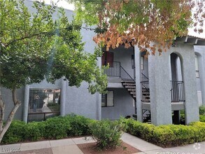Building Photo - 5211 Caliente St