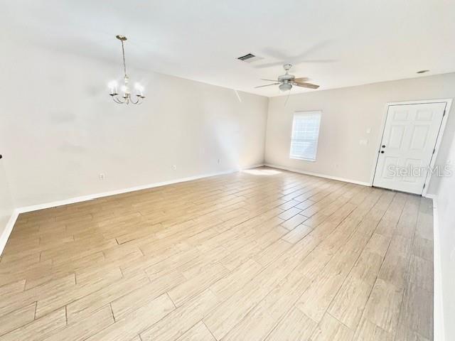 Foto del edificio - 15633 Stable Run Dr