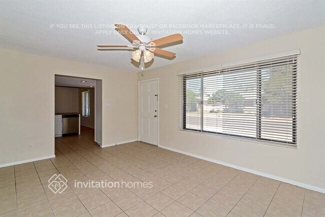 Foto del edificio - 7341 W Shangri La Rd