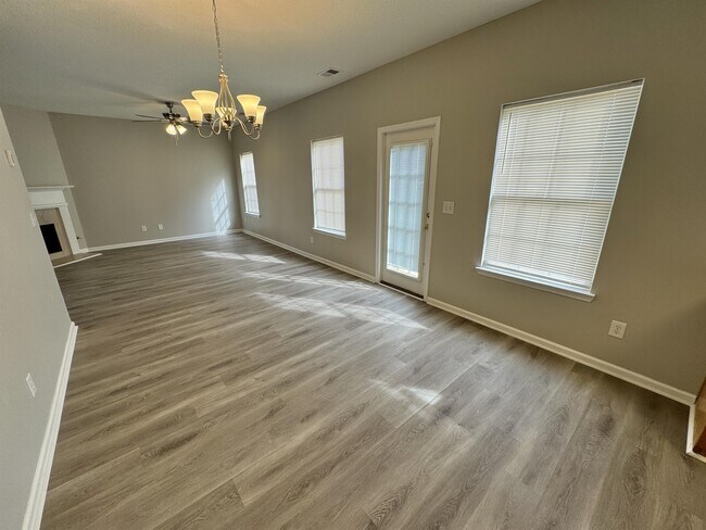 Foto del edificio - 1916 Chadberry Walk