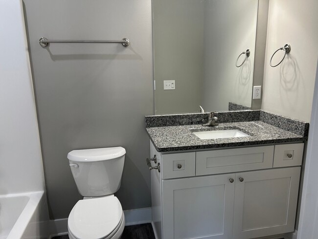 Building Photo - 2084 Ridgeview Dr NW