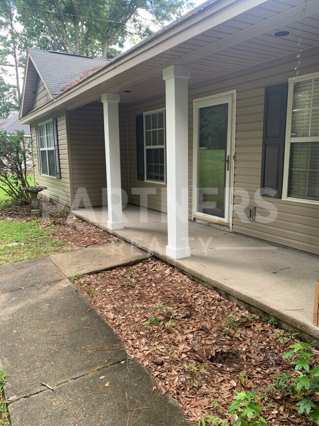 Building Photo - 525 Ware Rd