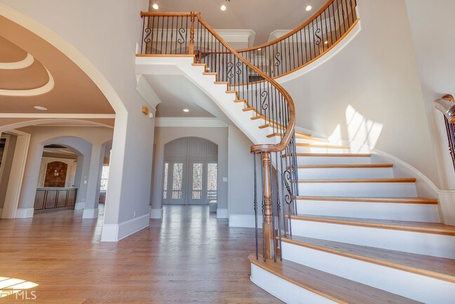 Building Photo - 6462 Spindrift Ct