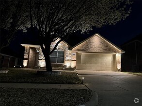 Building Photo - 1227 Clearwater Dr