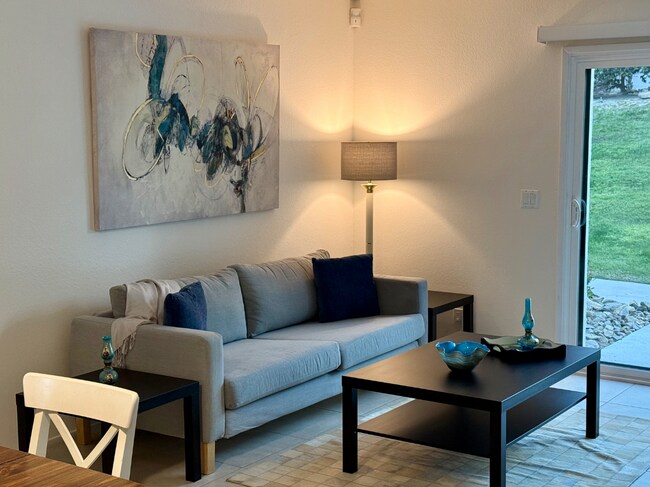 Sala de estar - 48724 Desert Flower Dr