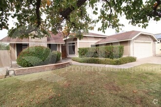 Building Photo - 11638 N 109th St