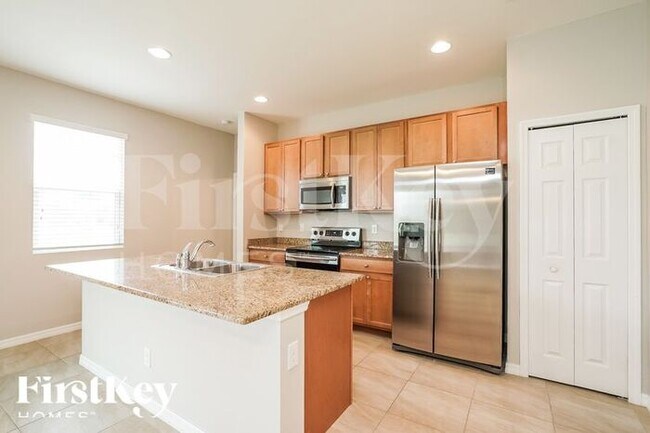Foto del edificio - 424 NW 25th Ave