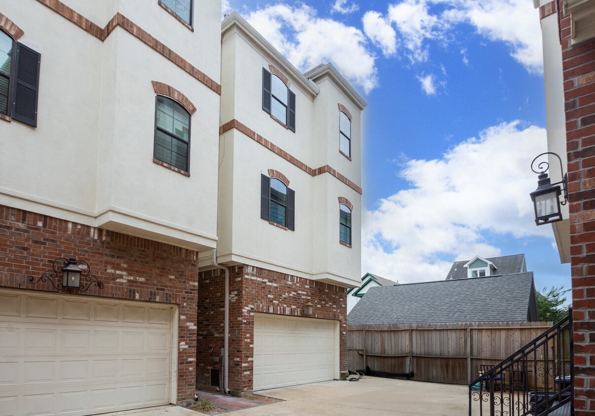 Foto principal - 1404 W 26th St