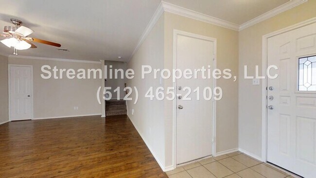 Building Photo - Great 3 bedroom 2 bath house