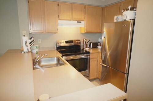 Building Photo - Lakeview North Condominiums - 1 bedroom