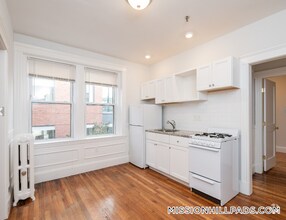 Building Photo - 49 Worthington St