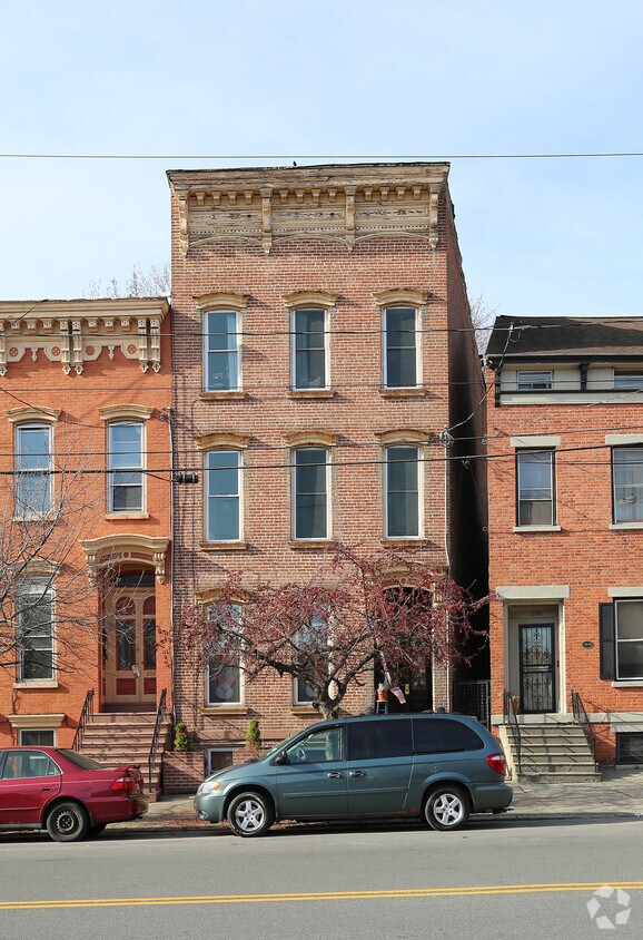 294 Washington Ave, Albany, NY 12203 Apartments in Albany, NY