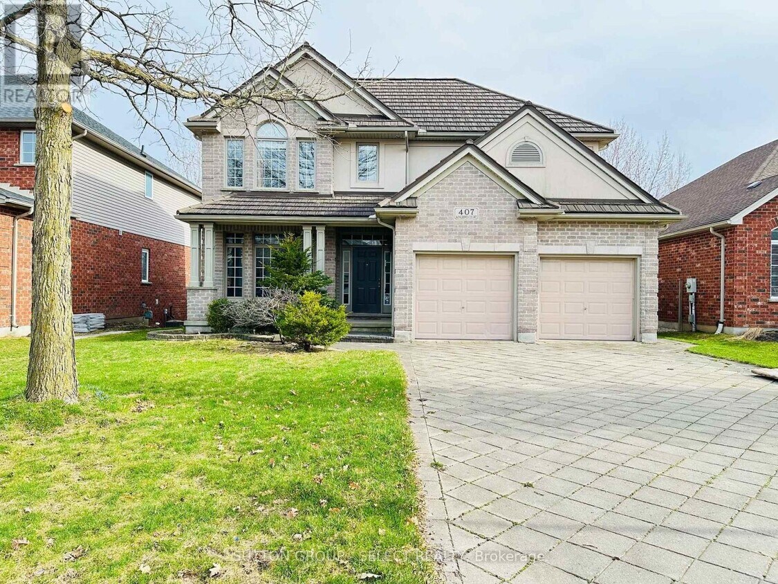 Photo principale - 407 Kingbird Ct