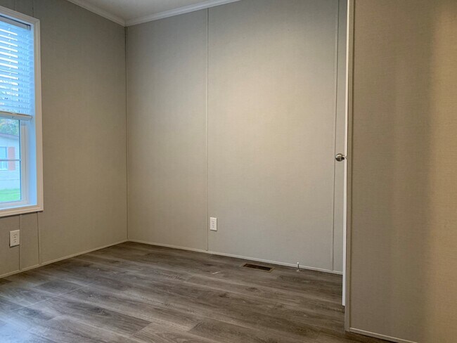 Foto del edificio - 134 Desander Dr