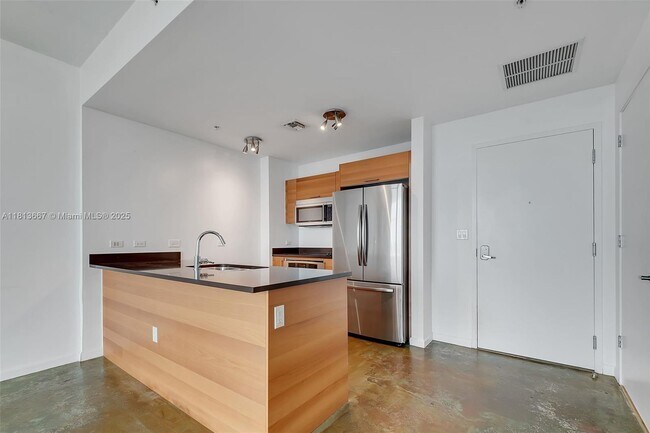 Foto del edificio - 3301 NE 1st Ave