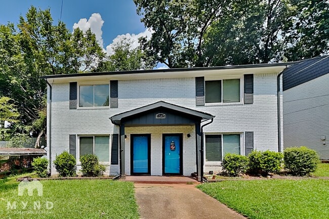Building Photo - 1345 Womack Ave
