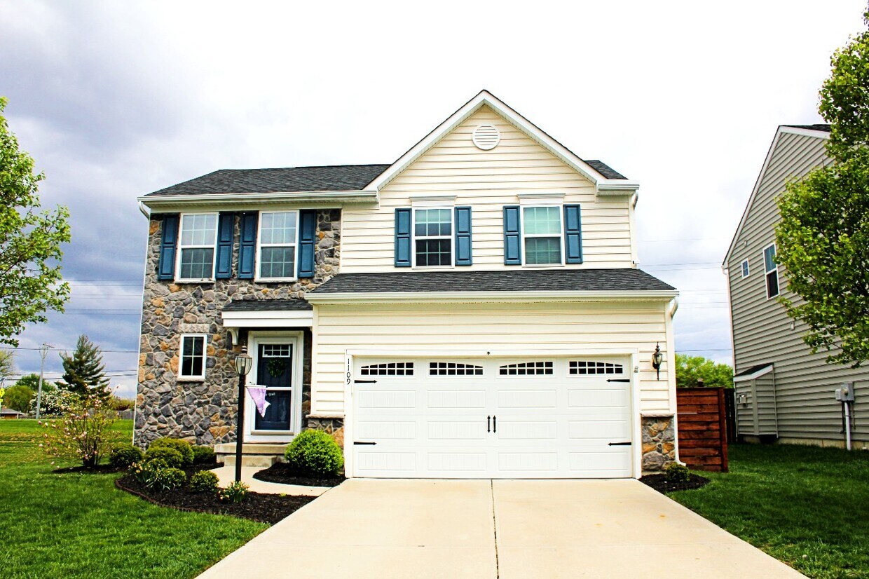 1109 Driftwood Dr, Fairborn, OH 45324 House for Rent in Fairborn, OH