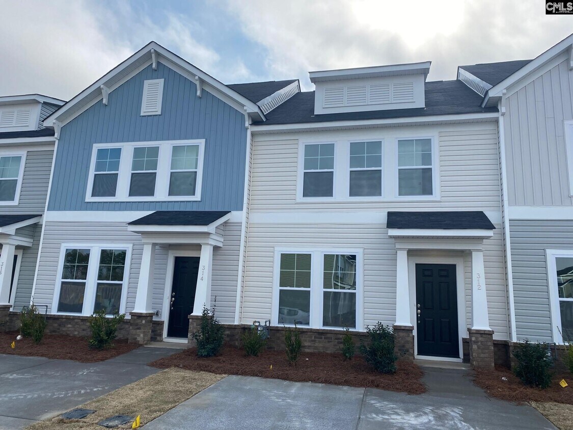 Foto principal - 312 Woodcock Dr