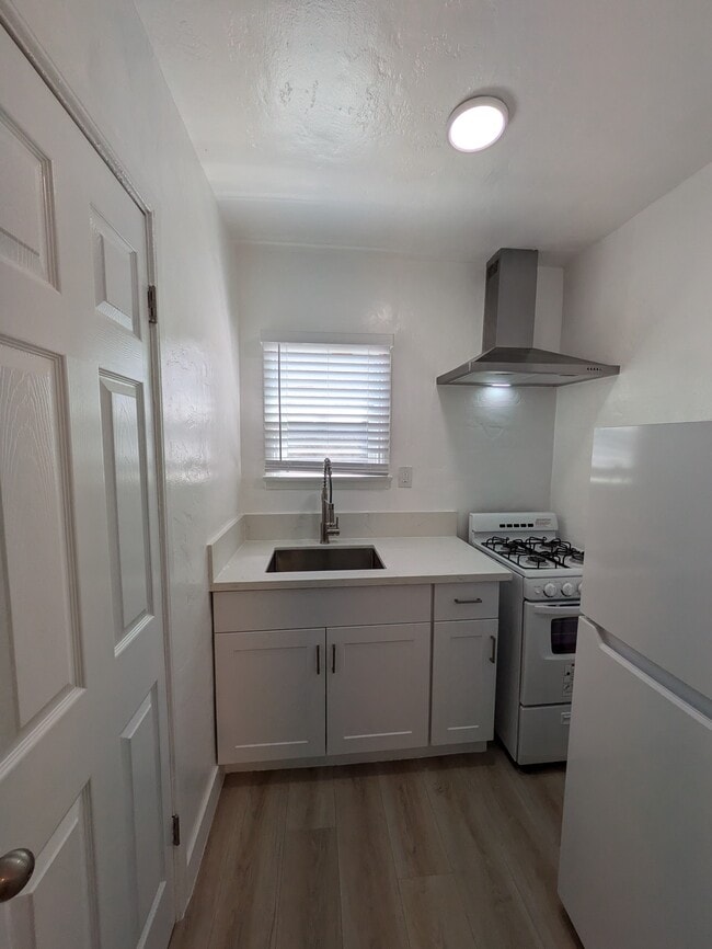 Building Photo - 4237 S Centinela Ave