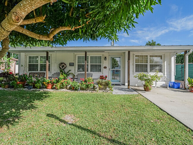 Photo - 1440 4th Ct House