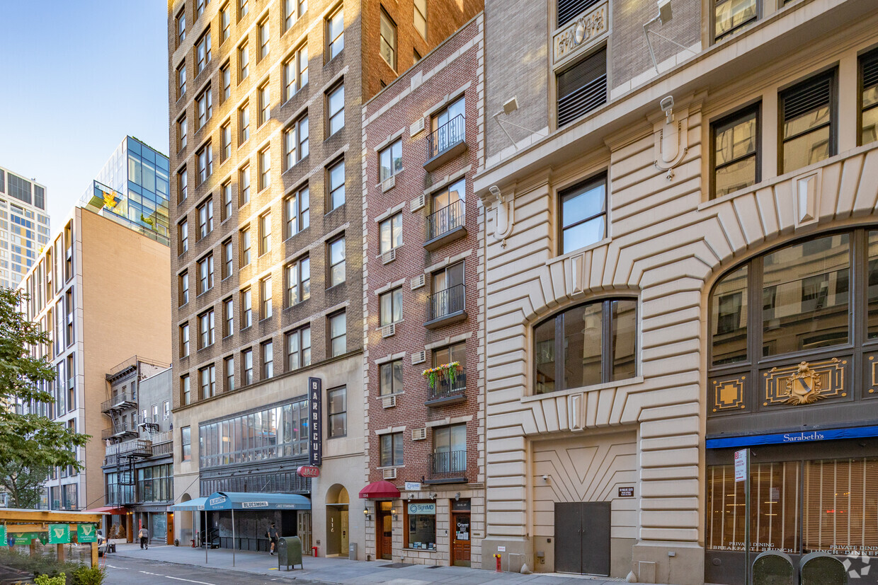 Primary Photo - 114 E 27th St