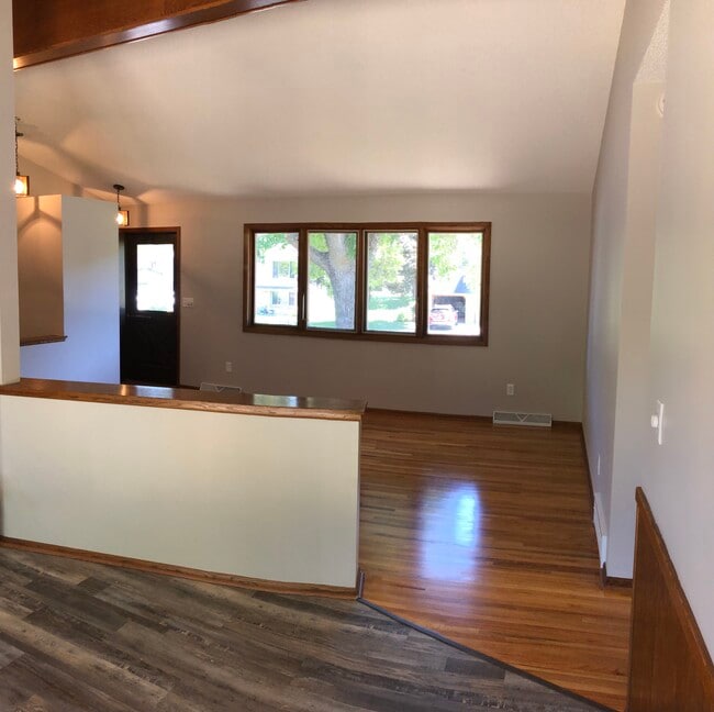 Living Room - 865 Charlotte Dr