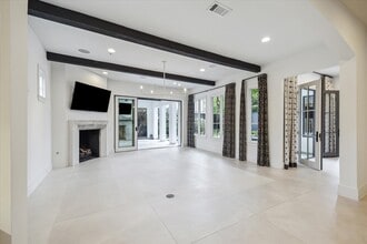 Building Photo - 3214 Westheimer Rd Building Photo - 3214 Westheimer Rd