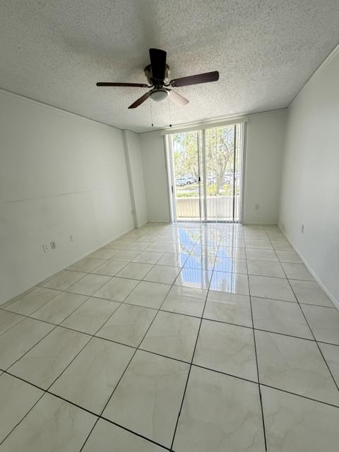 Building Photo - 2333 Feather Sound Dr