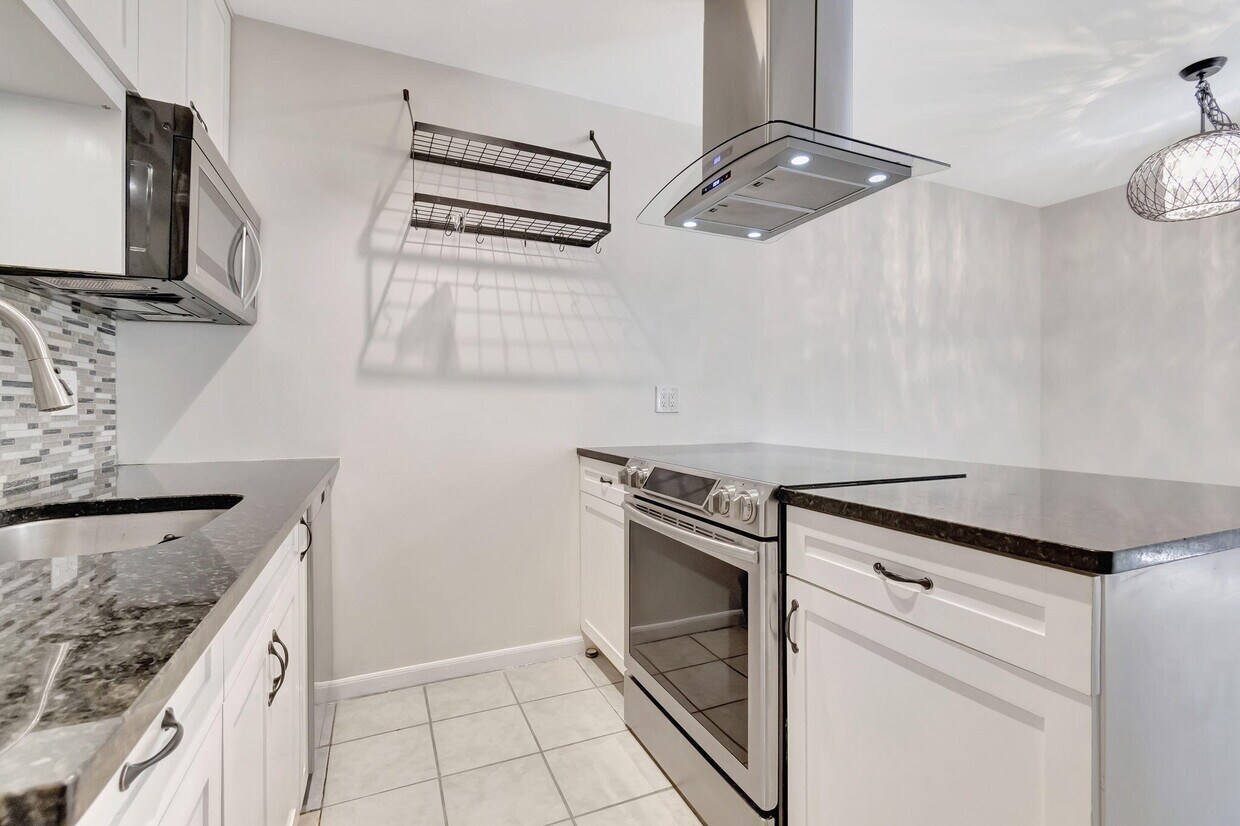 Foto principal - 309 NE 7th Ave