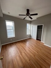 Building Photo - 2113 E Huntingdon St