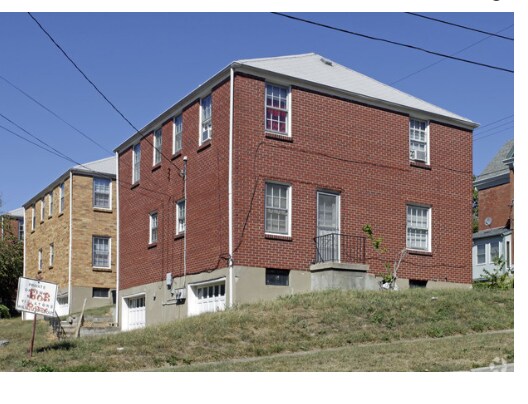 Building Photo - 201-203 Jackson St