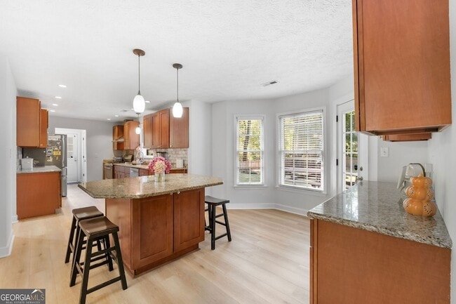 Foto del edificio - 100 Kimmer Rd