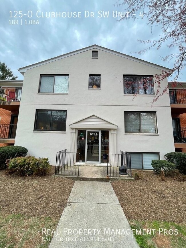 125-O Clubhouse Dr SW Unit-4 - 125-O Clubhouse Dr SW Unit-4