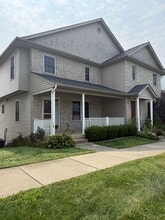 Building Photo - 1800 W Sunstone Dr