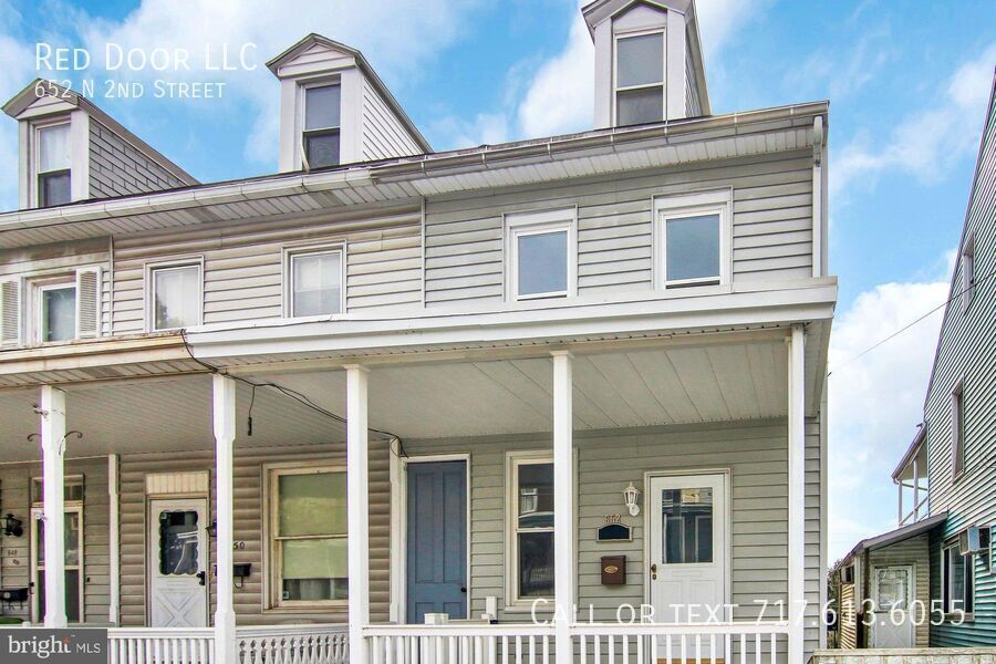 Foto principal - 652 N 2nd St