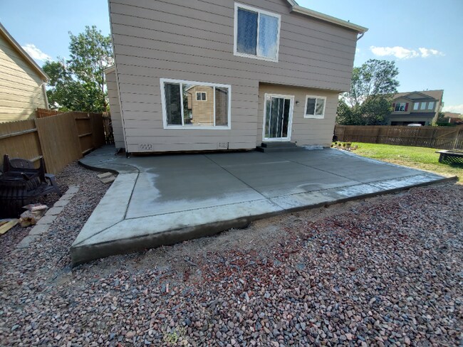 Building Photo - 3579 Bucking Bronco Ct