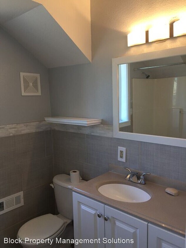 Foto del edificio - 3 br, 2 bath House - 5151 S. Director St