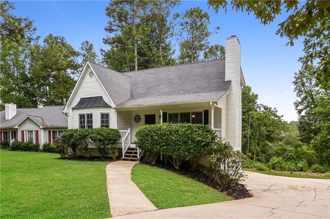 Building Photo - 229 Sleepy Hollow Rd