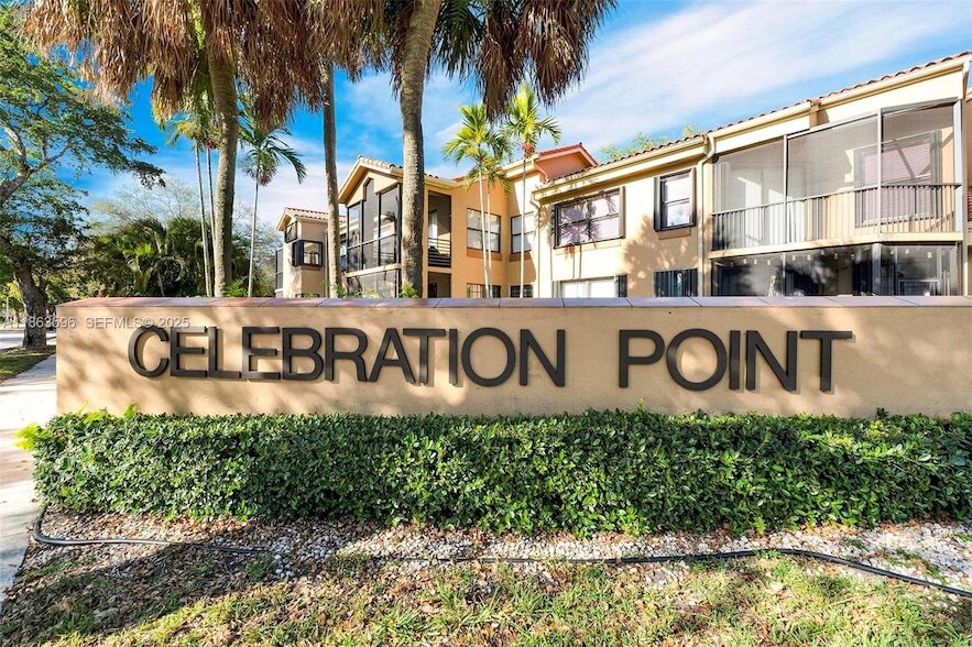 Photo - 15549 Miami Lakeway N Unit 306