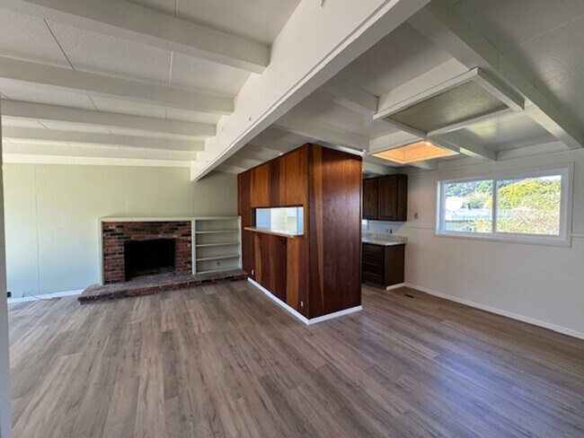 Foto del edificio - Highland Park Mid-Century beauty 3/1 with ...