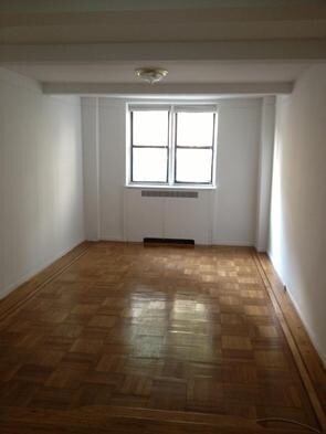 Bedroom - 4980-4988 Broadway