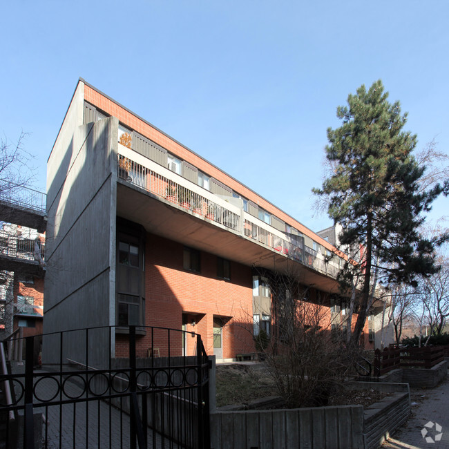 Photo principale - Fieldstone Co-operative Homes
