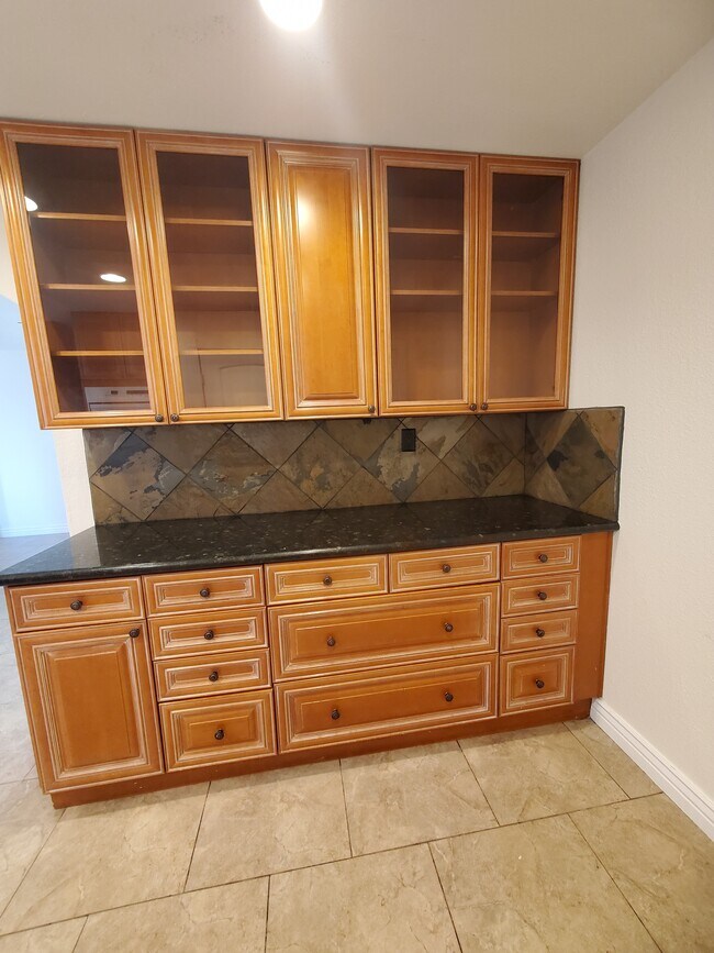 Foto del edificio - 2725 S Azalea Dr