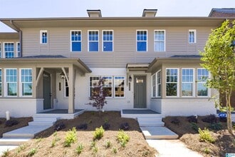 Building Photo - 1109 Windsor Sq
