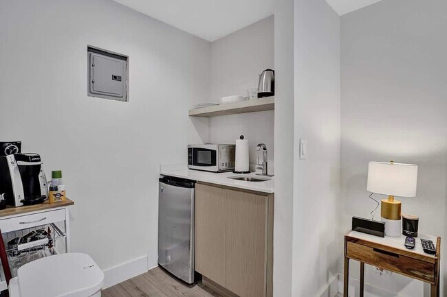 Foto del edificio - 3020 Seville St