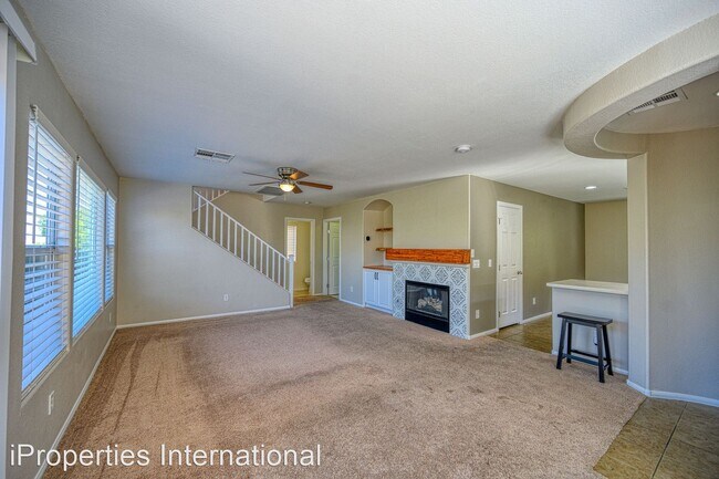 Building Photo - 3 br, 2.5 bath House - 8712 Water Bucket Ave