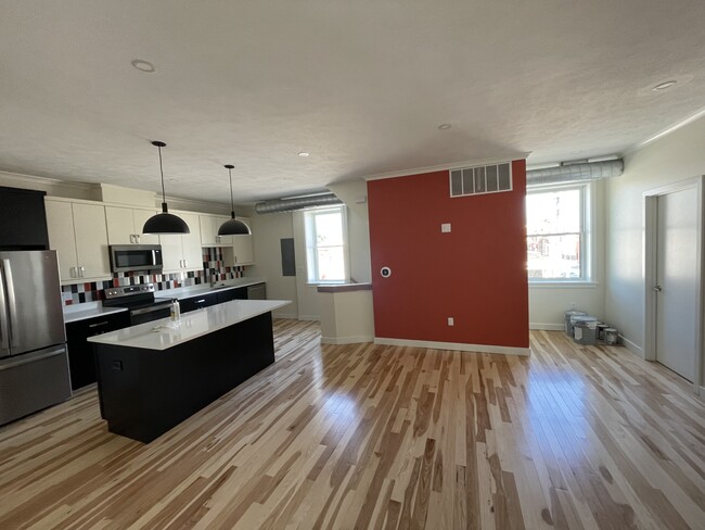 Kitchen/Living Room - 1306 Pennsylvania Ave