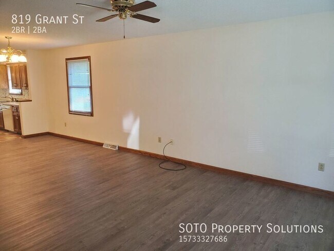 Building Photo - 2 BD/ 2 BA Duplex Stonebridge Subdivision ...