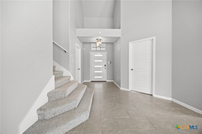 Building Photo - 1553 Justice Dr
