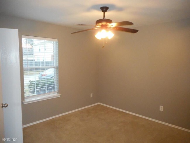 Building Photo - 3 br, 2 bath House - 24018 Blossom Crest Ln